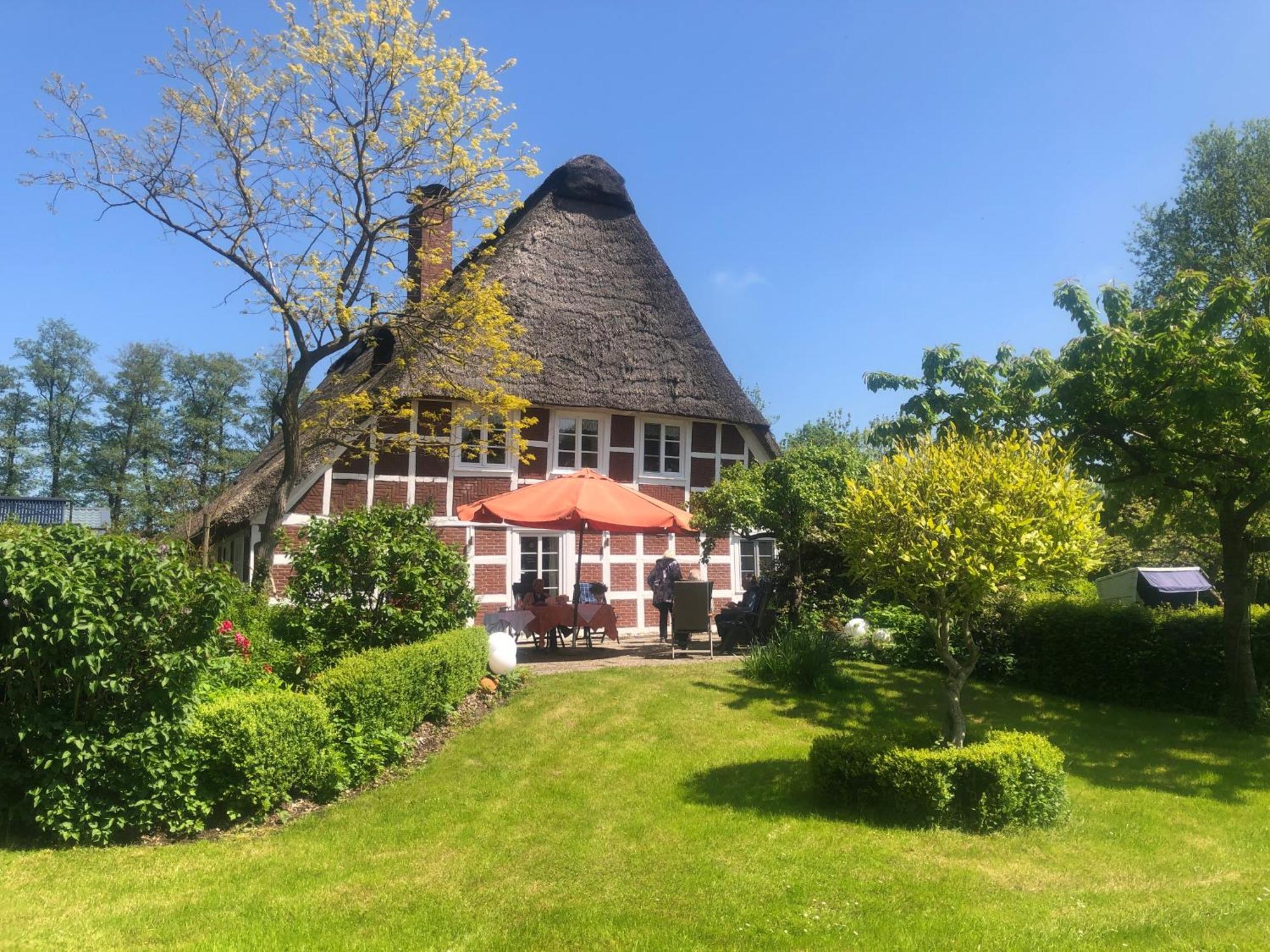 Altes Landhaus Oste, Klavier Appartement, 2 Zimmer Mit Kamin Hemmoor Buitenkant foto