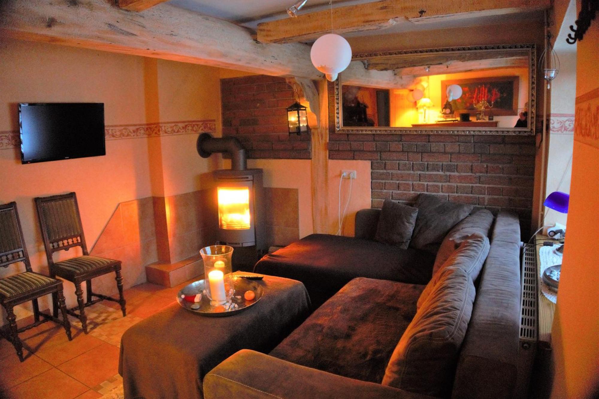 Altes Landhaus Oste, Klavier Appartement, 2 Zimmer Mit Kamin Hemmoor Buitenkant foto