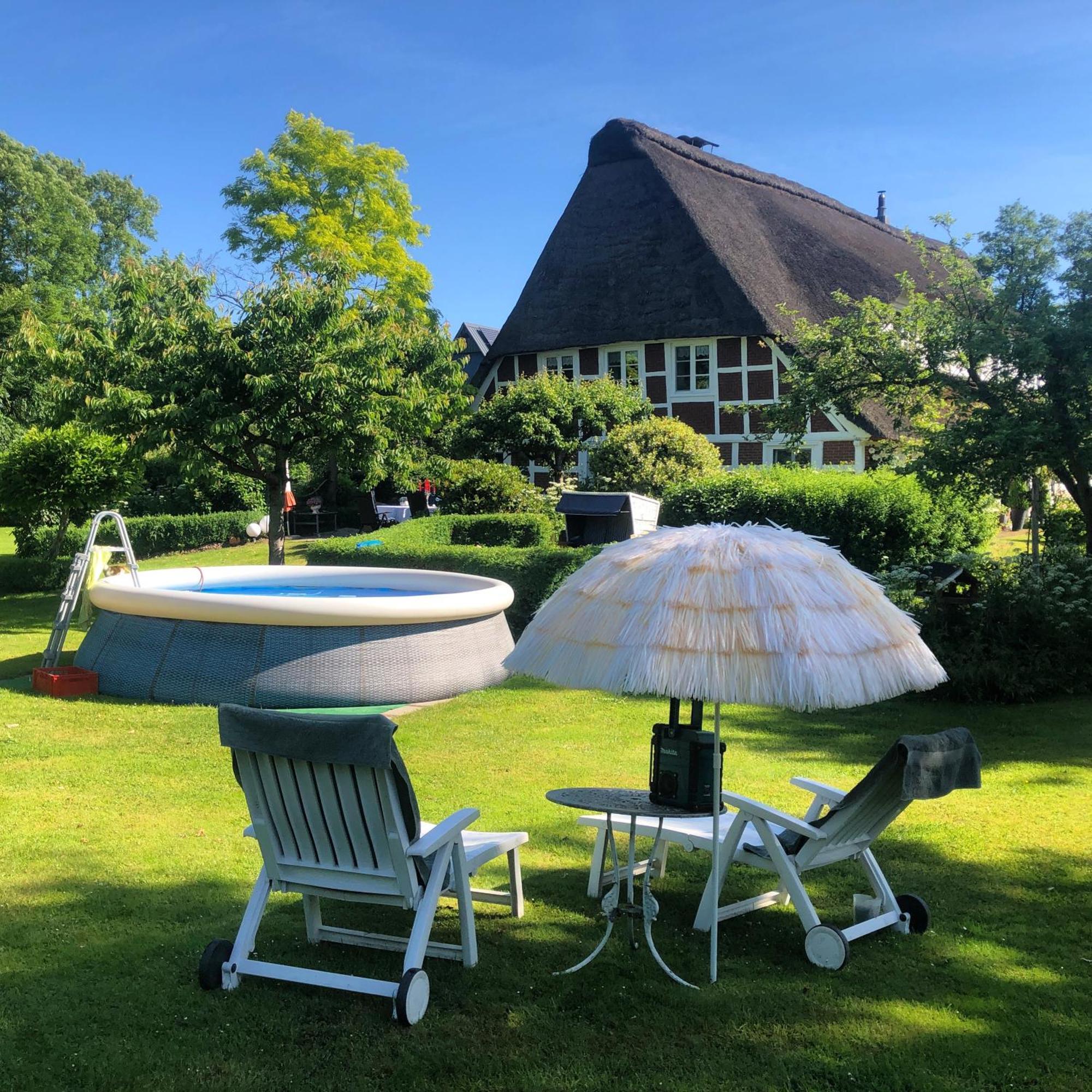 Altes Landhaus Oste, Klavier Appartement, 2 Zimmer Mit Kamin Hemmoor Buitenkant foto
